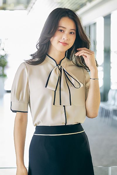 アルファピア事務服 YUKI TORII(ユキトリイ)｜ユニフォームタウン