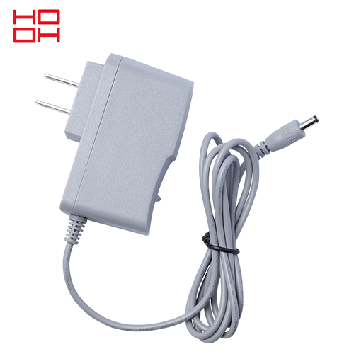 快適ウェア用 充電器