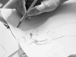 洗練さと女性らしさを引き立てるデザイン