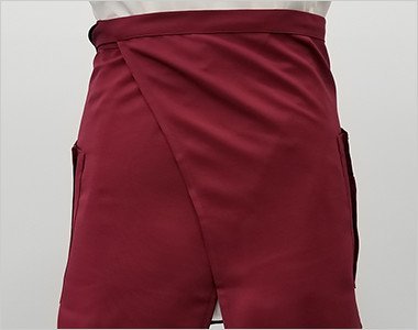 サイズを選ばずに着られる大きめの身頃