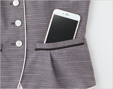 左側大容量ポケット