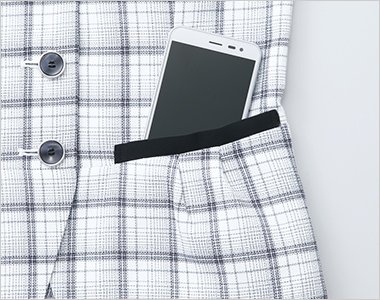 左側大容量ポケット