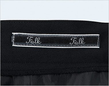 ブラウスがはみ出さないように押さえてくれるシリコンのすべり止め付きだから、いつでもシャキっとした印象です。