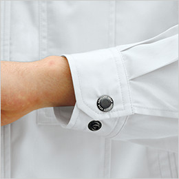 袖口アジャストボタン