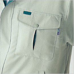 左胸 プリーツポケット