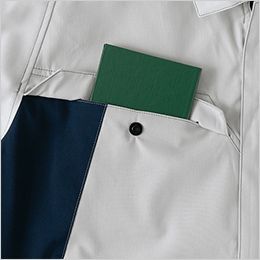 長袖ブルゾン(男女兼用) 手帳などを収納できるシンプルな胸ポケットを装備。