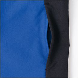 長袖ブルゾン(男女兼用) 逆開ポケット。
収納物が飛び出すのを防ぐ逆開きポケットを採用。