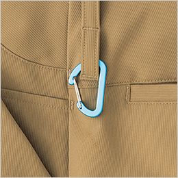 ワークパンツ(ノータック)(男女兼用) キーループ。
両サイドのベルト通し下部に便利に使えるループを装備。