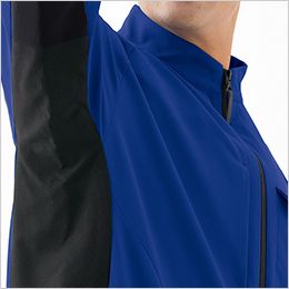 アイトス AZ4230 [春夏用]TULTEX 長袖ブルゾン[男女兼用] 脇下トリカット。つっぱらず、腕の動きにストレスを与えない一枚布構造。
