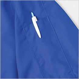 アイトス AZ50295 [春夏用]空調服®長袖ブルゾン[男女兼用] 袖ペン差し。取り出しやすい位置にあり、ペン等が出し入れしやすい便利な装備
