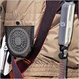 アイトス AZ50297 空調服ベスト (男女兼用)[返品NG] メッシュカバーを施し、万一の場合でもファンが落下しないように配慮