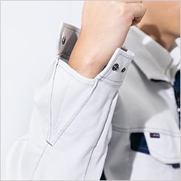 アイトス AZ5101[秋冬用]長袖ブルゾン[男女兼用] ゴムやスパークが袖口からの侵入を防ぐマチ付きの袖口ガード