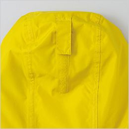 アイトス AZ56208 [通年]レインスーツ[男女兼用] (AS-5120) サイズ調整テープ。
視界を妨げないようにフードのサイズが調整可能。