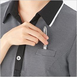Bonmax AD8804 [春夏用]ポロニット[ニット/高通気/吸湿放湿] 胸元にはペンを挿せる深さのポケットが付いています。