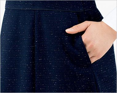 Bonmax AO5200 [通年]ジャンパースカート[ニット] ラインを損なわず、ものが出し入れしやすい斜めポケット仕様。