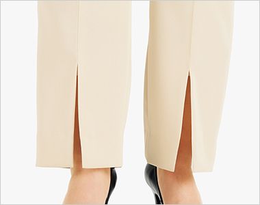 BONMAX AUP6301 [通年]BONCIERGE meets Audire スリットパンツ[2WAYストレッチ/防汚] 裾先にスリットが入っています。おしゃれなだけでなく、足さばきが良い仕様です。