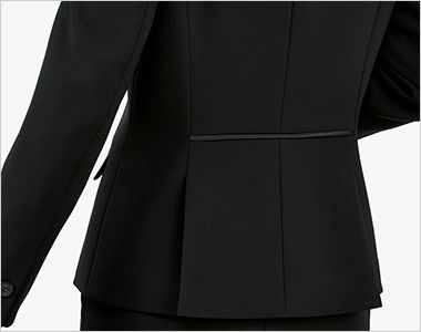Bonmax BCJ0120 [通年]ポリジン ジャケット[抗菌防臭][ストレッチ] 裾に入ったベンツが腰回りにゆとりを持たせ、ウエストのパイピングが腰位置を高く見せます。