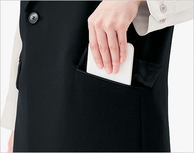 Bonmax BUV1200 [通年]ユニセックスロングベスト[ストレッチ/無地] スマホがすっきりと収まる深さのポケットが付いています。 