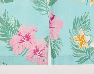 Facemix FB4577U [春夏用]アロハシャツ(ハイビスカス柄)[男女兼用] サイドにスリットが入っていて動きやすい
