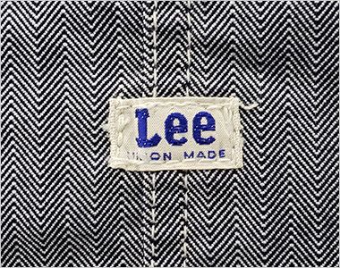 Lee LCK79001オーバーオールエプロン(男女兼用) ポケットの上にLeeオリジナルロゴ