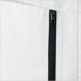 RJ0909 ROCKY ブルゾン(男女兼用) ツイル スムーズに開閉可能な縦型の右胸ポケットは物の落下を防ぐファスナー付き