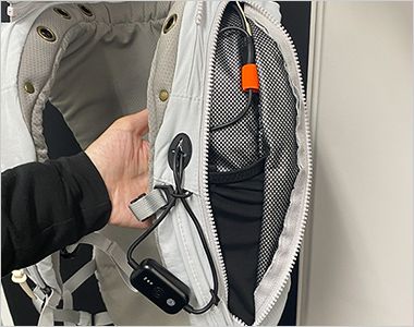 Bonmax S26FC [春夏用]リュック式冷風ウェア 肩紐にバッテリーポケット。
お手持ちの空調服用モバイルバッテリーが使える

(USB TypeC出カポート付をお使いください)