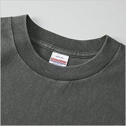 United Athle 4230 6.2オンスオープンエンドフェードウォッシュTシャツ 首リブはミニマルなステッチなし仕様