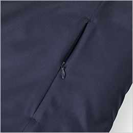 インサレーテッド フルジップ パーカ（中綿入） サイドポケットはコンシールファスナー仕様