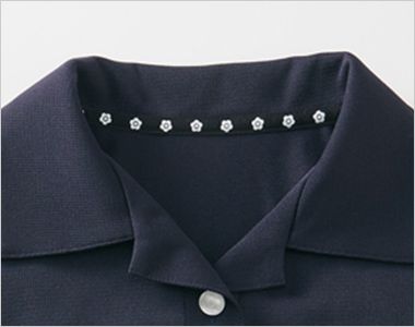 Mary Quant M13061 [春夏用] 六分袖ポロシャツ [ニット] 襟内側にさりげなくデザインされたデイジープリント。