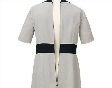 ワンピース ファスナー後ろ中心あき