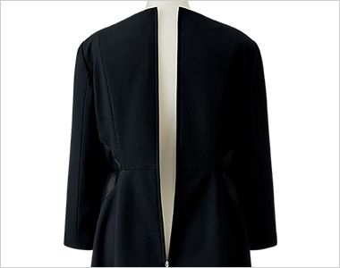 ワンピース ファスナー後中心あき