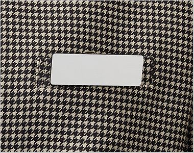 ベスト 左胸タフポケット
名札やペンを差しても型くずれしにくい丈夫なポケット