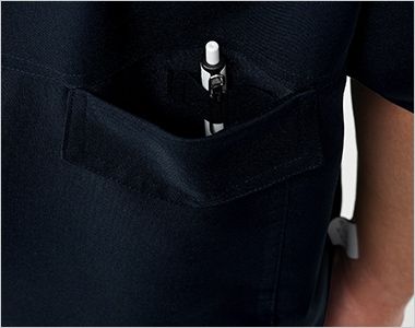 DOM0021 スクラブ[男女兼用] 肩口ファスナー 左胸ポケットにはペン挿しループ付き