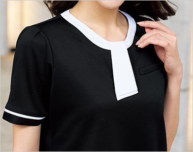 nuovo(ヌーヴォ) FB71495 [春夏用]ポロシャツ/リボン付き[ニット/ヘリンボーン柄] ボウタイで胸元をエレガントに