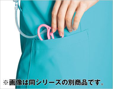 HI708 ワコール レディスジップスクラブ(五分袖)[女性用] 便利なループと腰ポケット