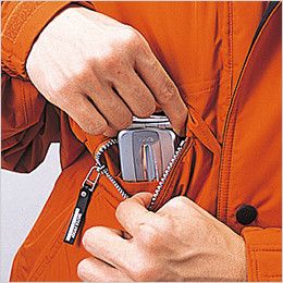 自重堂 48230 シンサレート防水防寒ブルゾン(フード付き・取り外し可能) 携帯電話収納ポケット