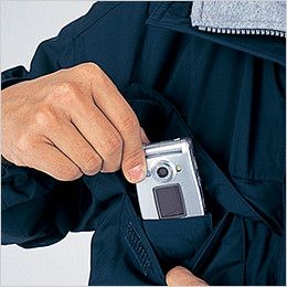 自重堂 48260[秋冬用]エコ防水防寒ブルゾン(フード付き・取り外し可能) 携帯電話収納ポケット