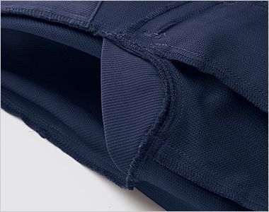 en joie(アンジョア) 42080 [通年] スクラブ 袖の脇部分は「ケアマチ」という脇見え防止仕様になっています。