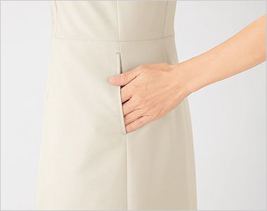 en joie(アンジョア) 62056 ワンピース[ストレッチ/吸汗速乾/防透][女性用] 両脇には抗ウイルス加工を施した脇ポケット付き。