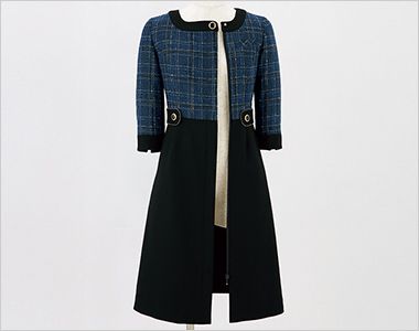 ワンピース 羽織るように着ていただける前ファスナータイプ。