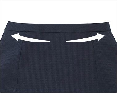 Aラインスカート カーブベルト。ウエストラインに沿うカーブで、 お腹まわりの圧迫感を軽減。 立ったり座ったりを繰り返してもきゅうくつ感ゼロ。
