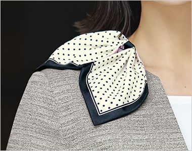 Enjoy ESJ1020 [春夏用]ライトジャケット[ツイード/UVカット/吸汗速乾] スカーフループ®（サポートループ付）
スカーフをループに通すだけできれいな形が完成。首に巻かないので快適です。