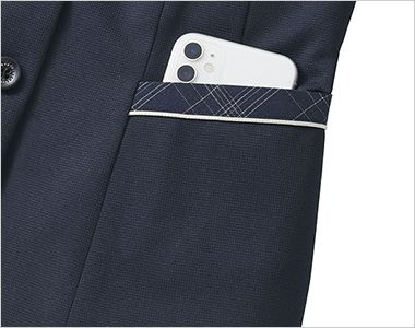 Enjoy ESV1025 [春夏用]ベスト[ニット/UVカット/高通気] 大容量ポケット
スマートフォンもすっぽり入る大きめサイズ。横にしても収納可能。