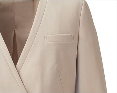 ノーカラージャケット 補強仕様胸ポケット。破れにくさに配慮したWステッチ