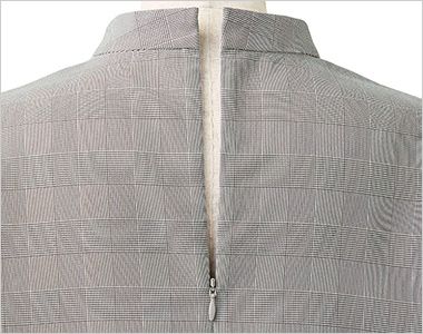 レディーススタンドカラーブラウス(八分袖) 後ろファスナー