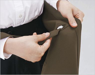 興栄繊商 AW75 ミドルエプロン ひも通し穴でシワになりにくくスッキリ
