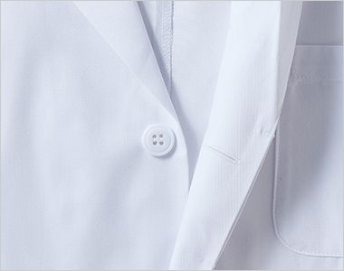 2-661 Montblanc 調理コート/七分袖(男女兼用) 前立てを二重にした比翼仕立てで、作業や洗濯によるボタンの破損を防止。