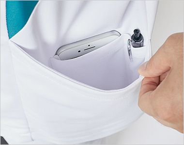 Montblanc MN357 ジャケット(半袖)[女性用] 脇ポケットには小物を整理しやすい内ポケット付き。
