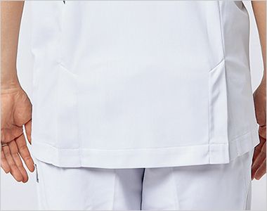 Montblanc MN357 ジャケット(半袖)[女性用] サイドベンツ。ヒップラインをカバーし、すっきりした後ろ姿に。