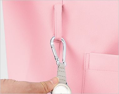 Montblanc MS005 スクラブ[男女兼用] 左右のウエストには鍵や消毒液などが掛けられる、便利なループ付き